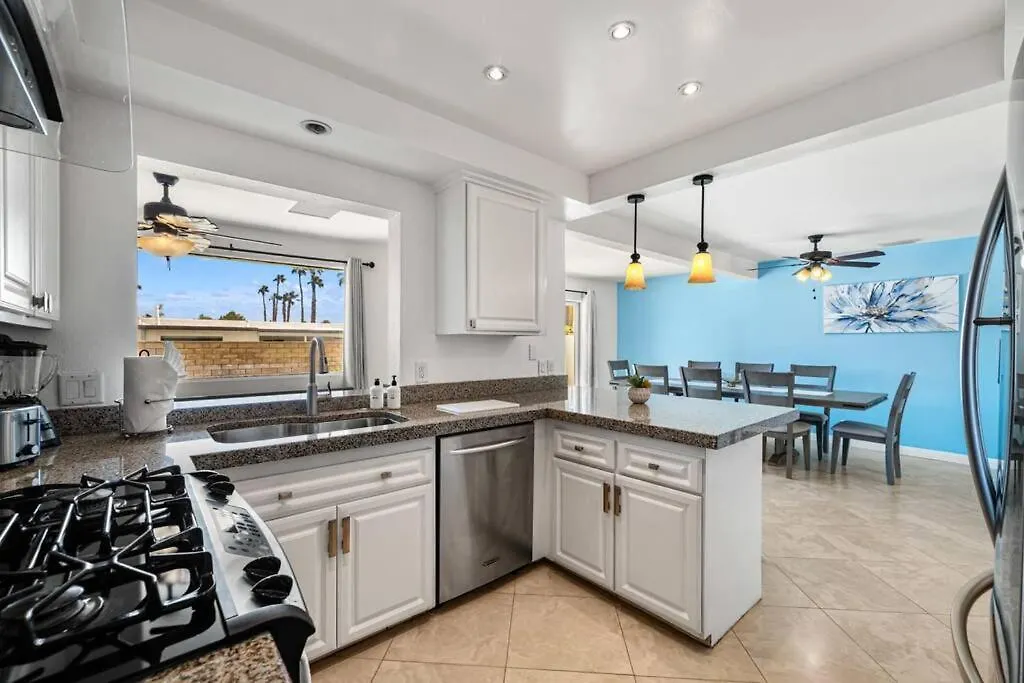 Holiday home The Sunny Side House Villa Palm Springs United States